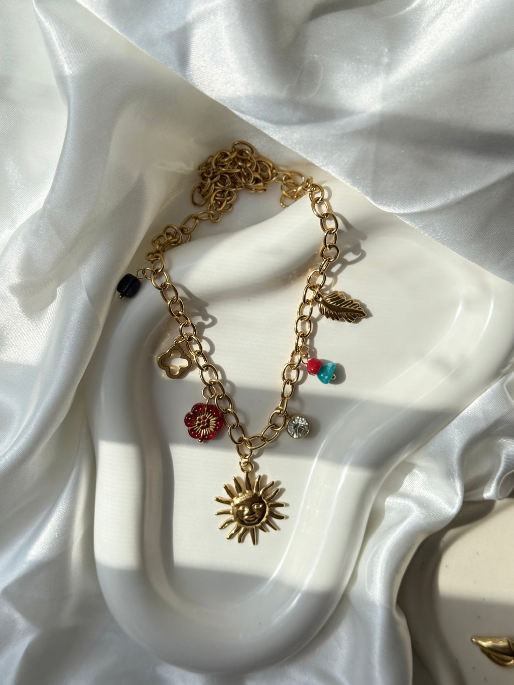 Soléa charm necklace