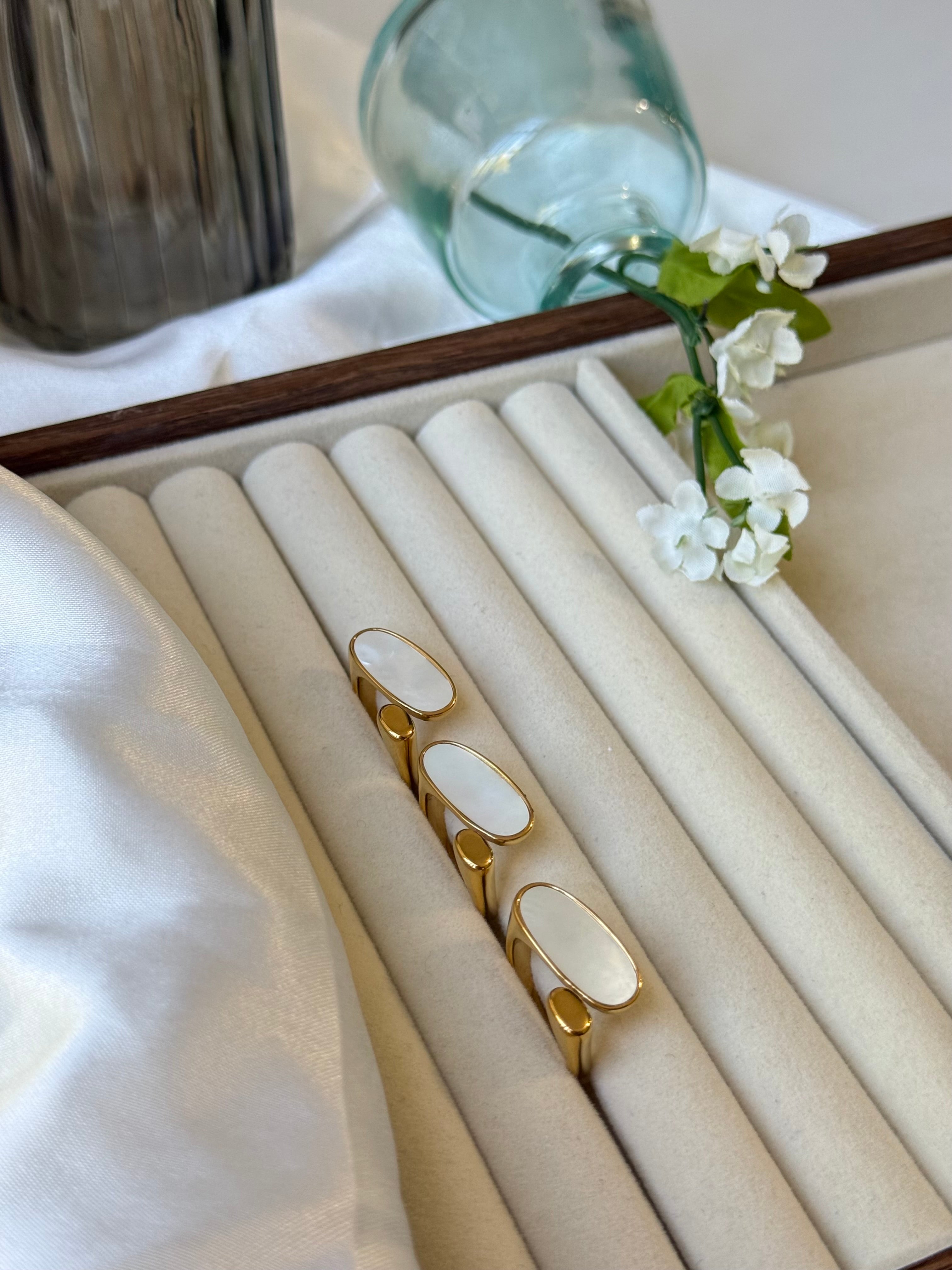 Golden pearl