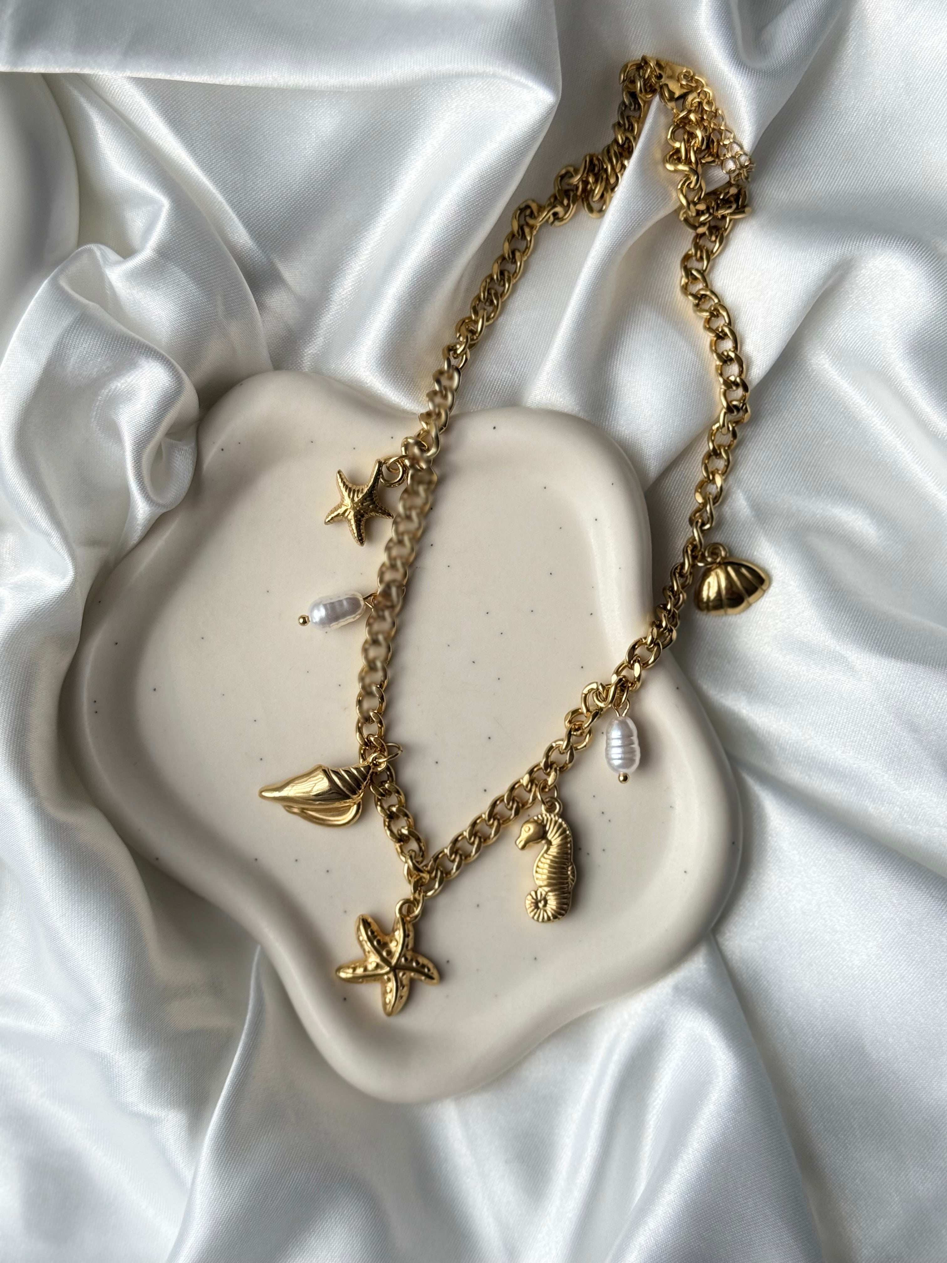 Isla Dorada Necklace