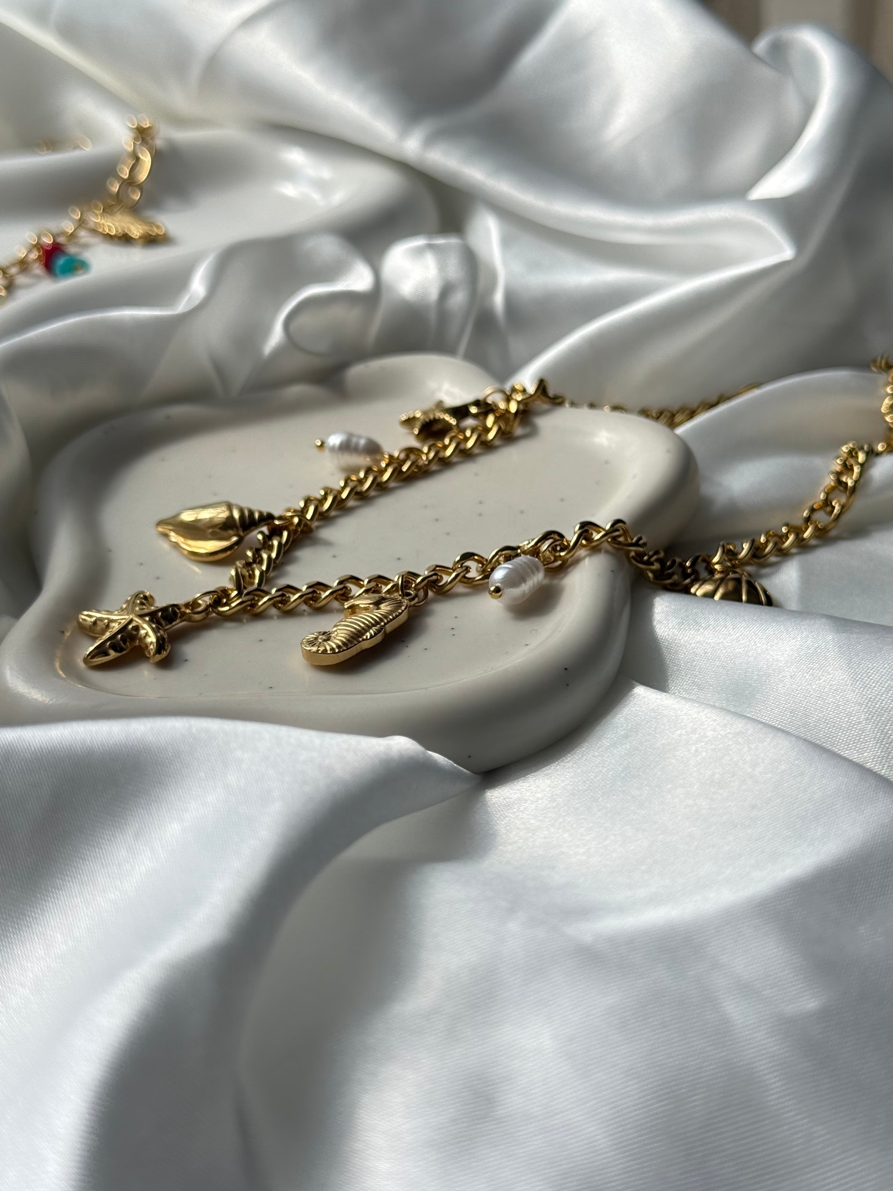 Isla Dorada Necklace