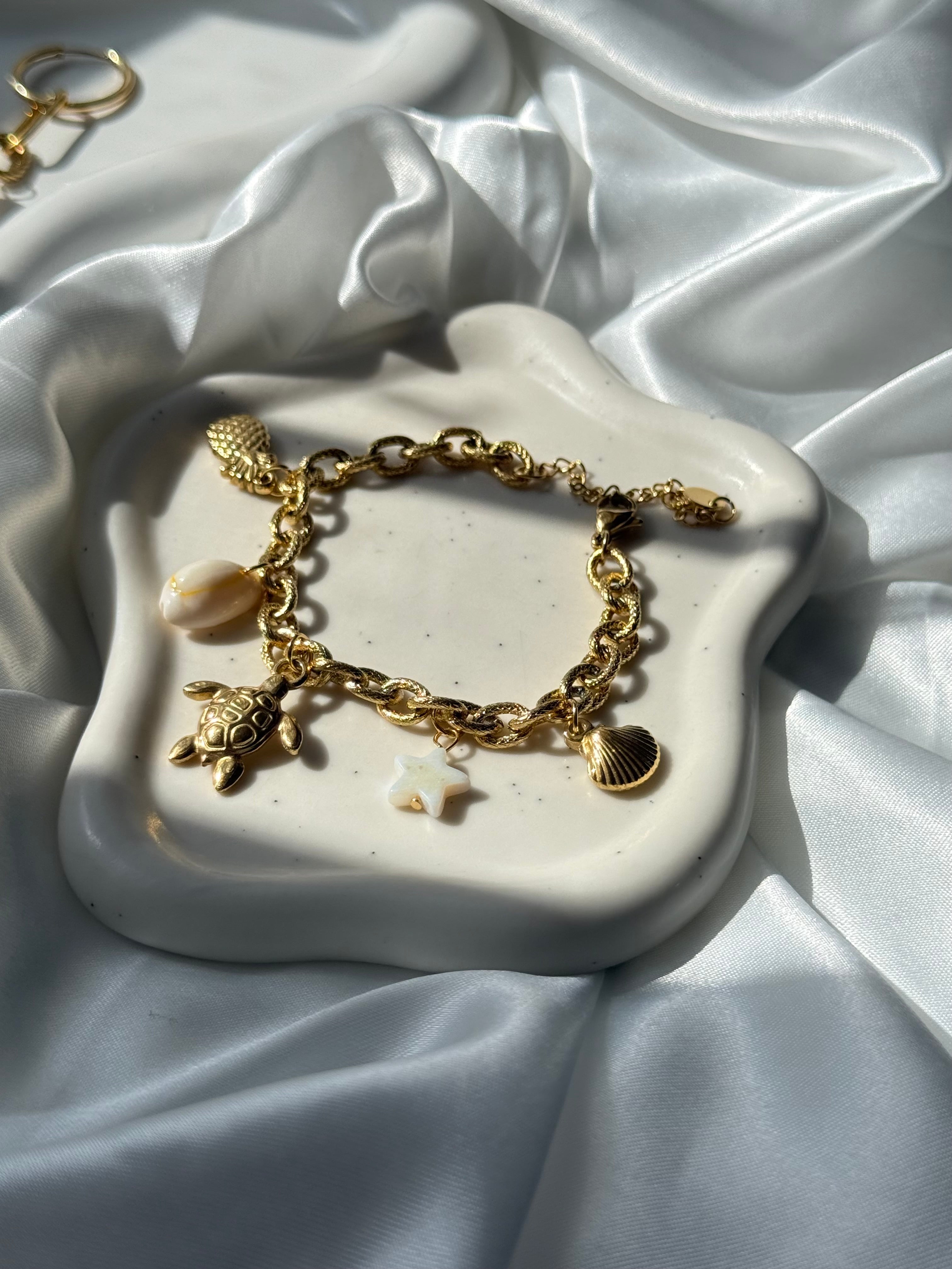 Endless summer bracelet