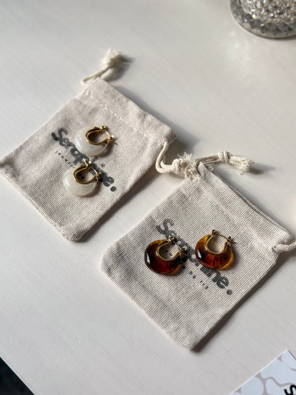 Amber & cloudia