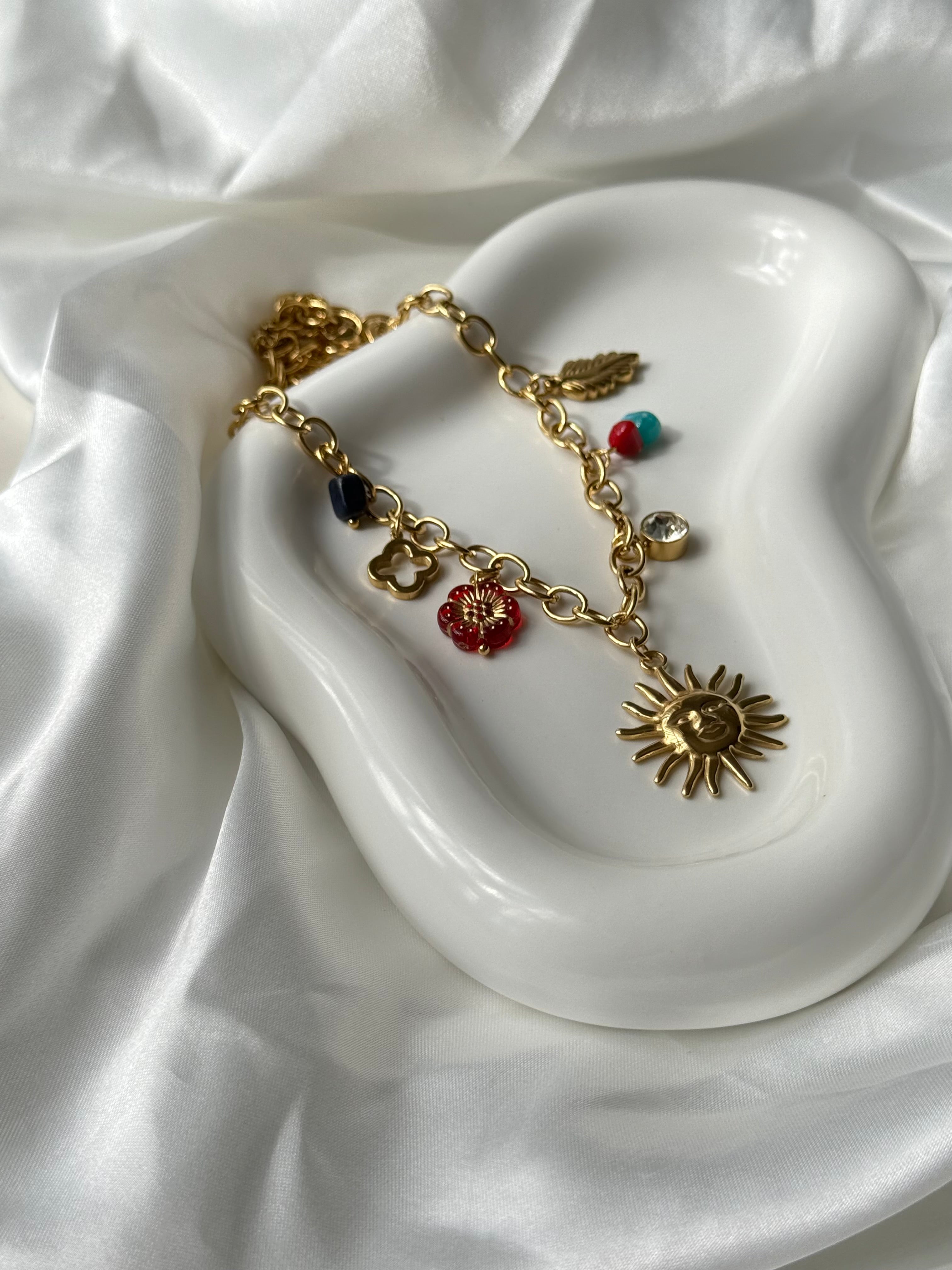 Soléa charm necklace
