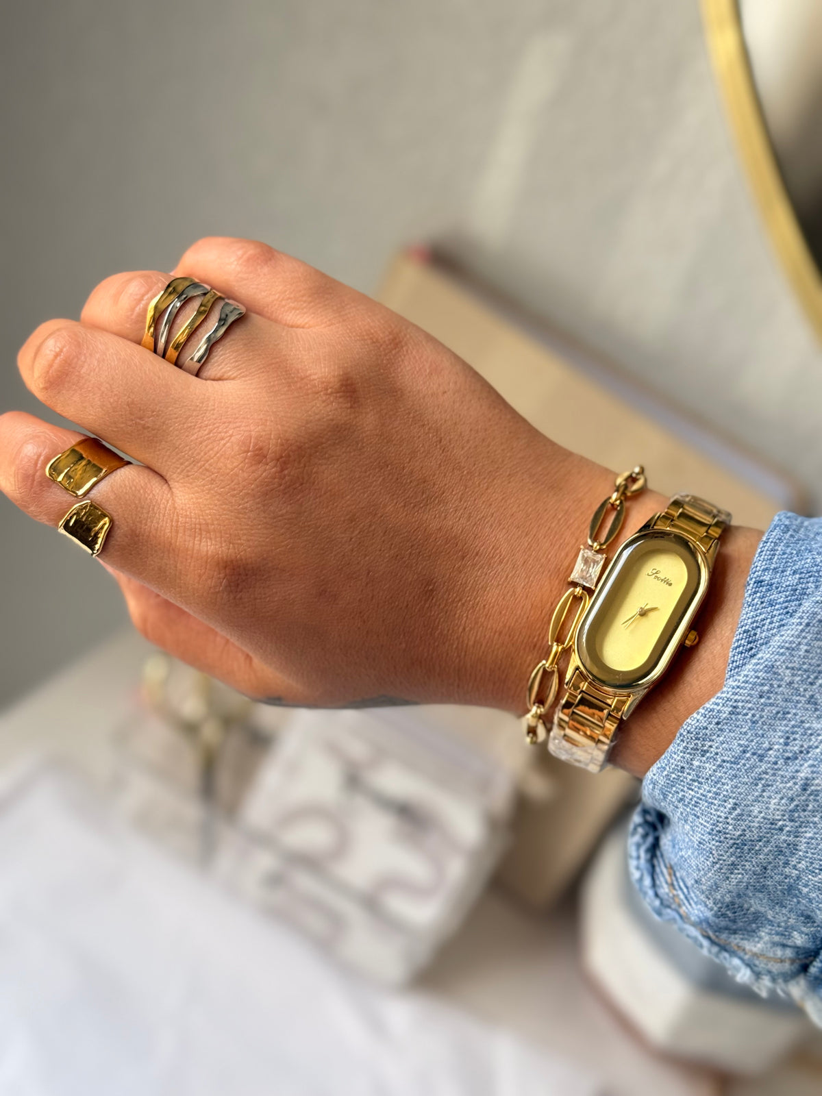 Eleganza Goldie watch