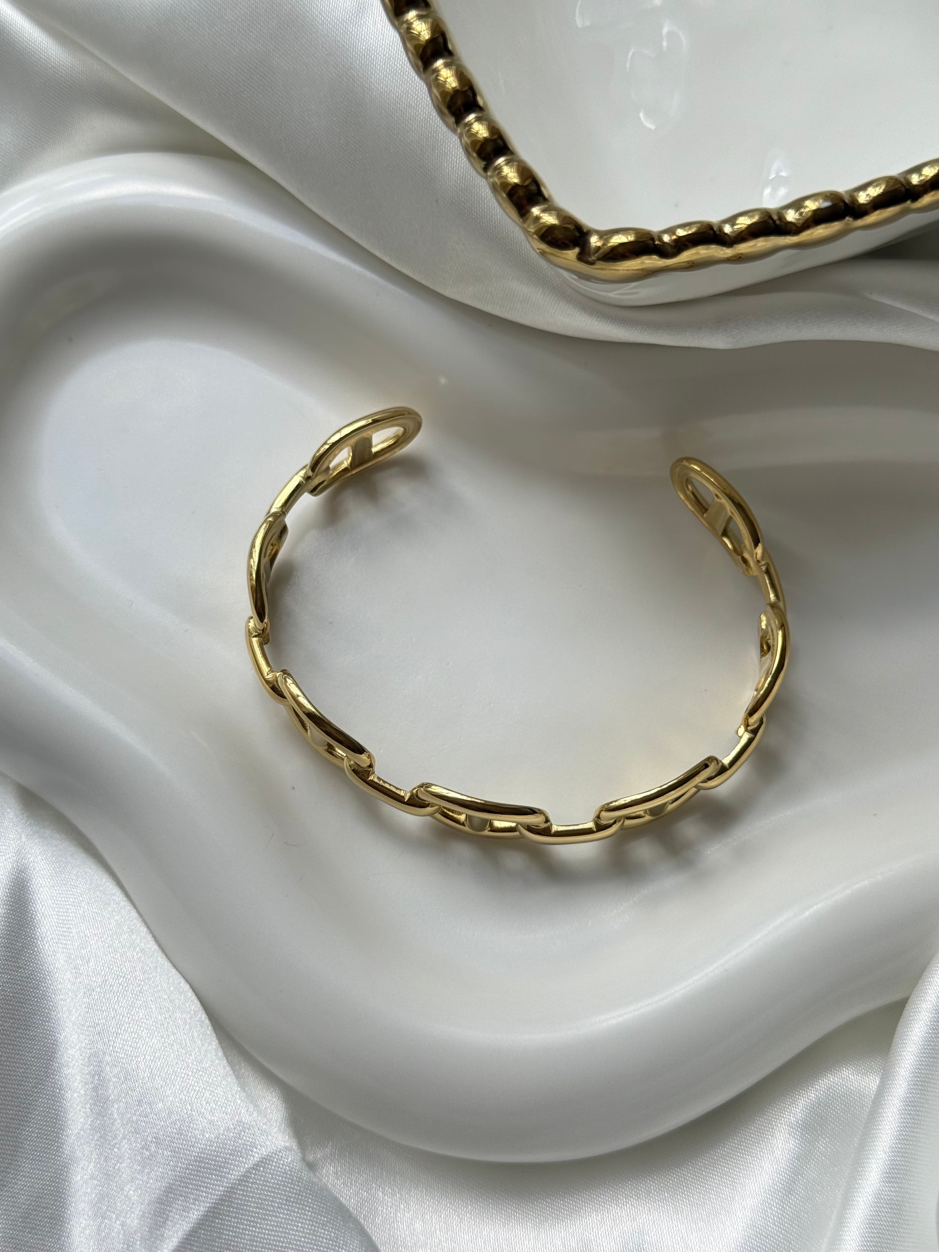 GG bangle