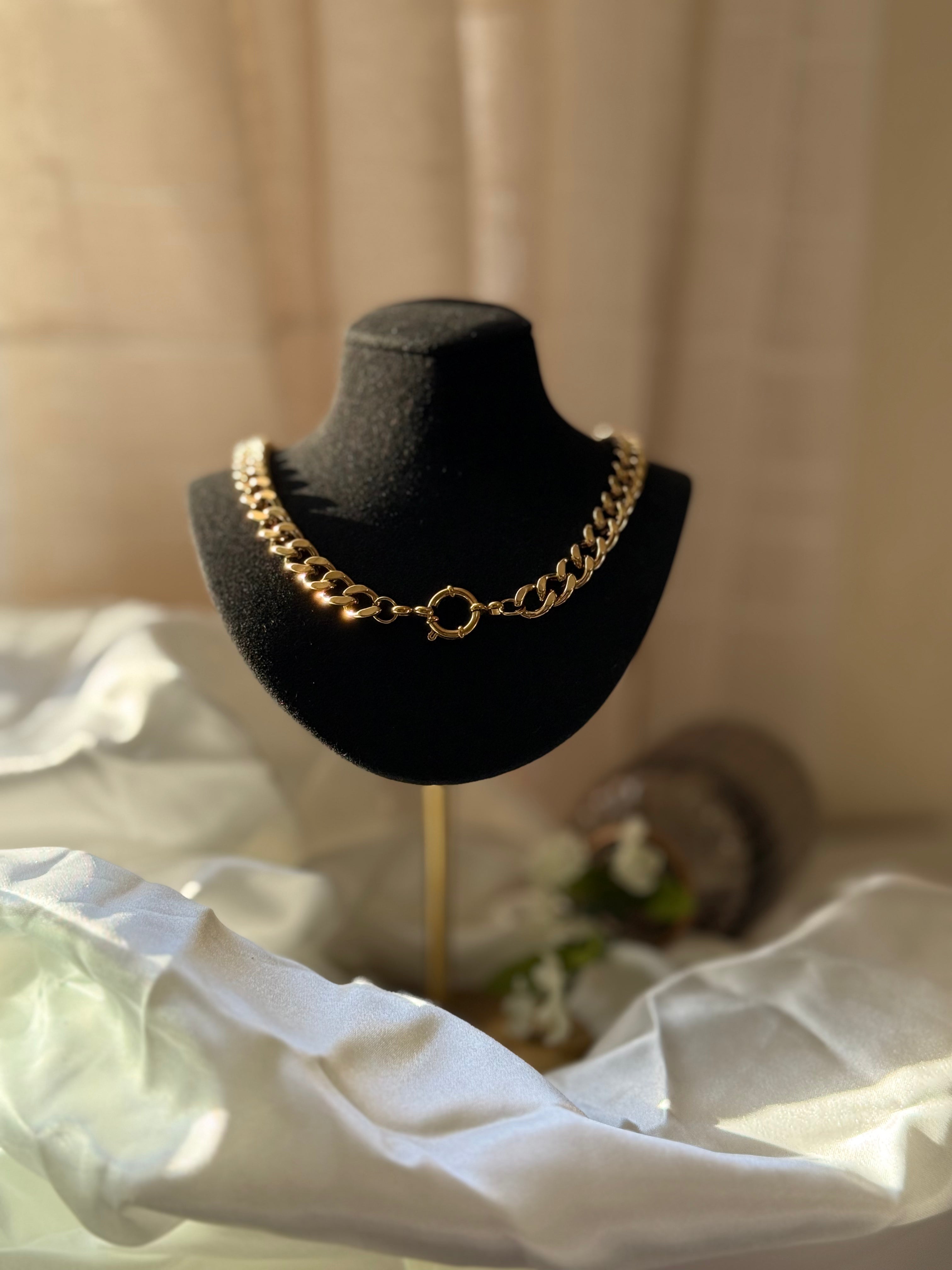 Velora Collection