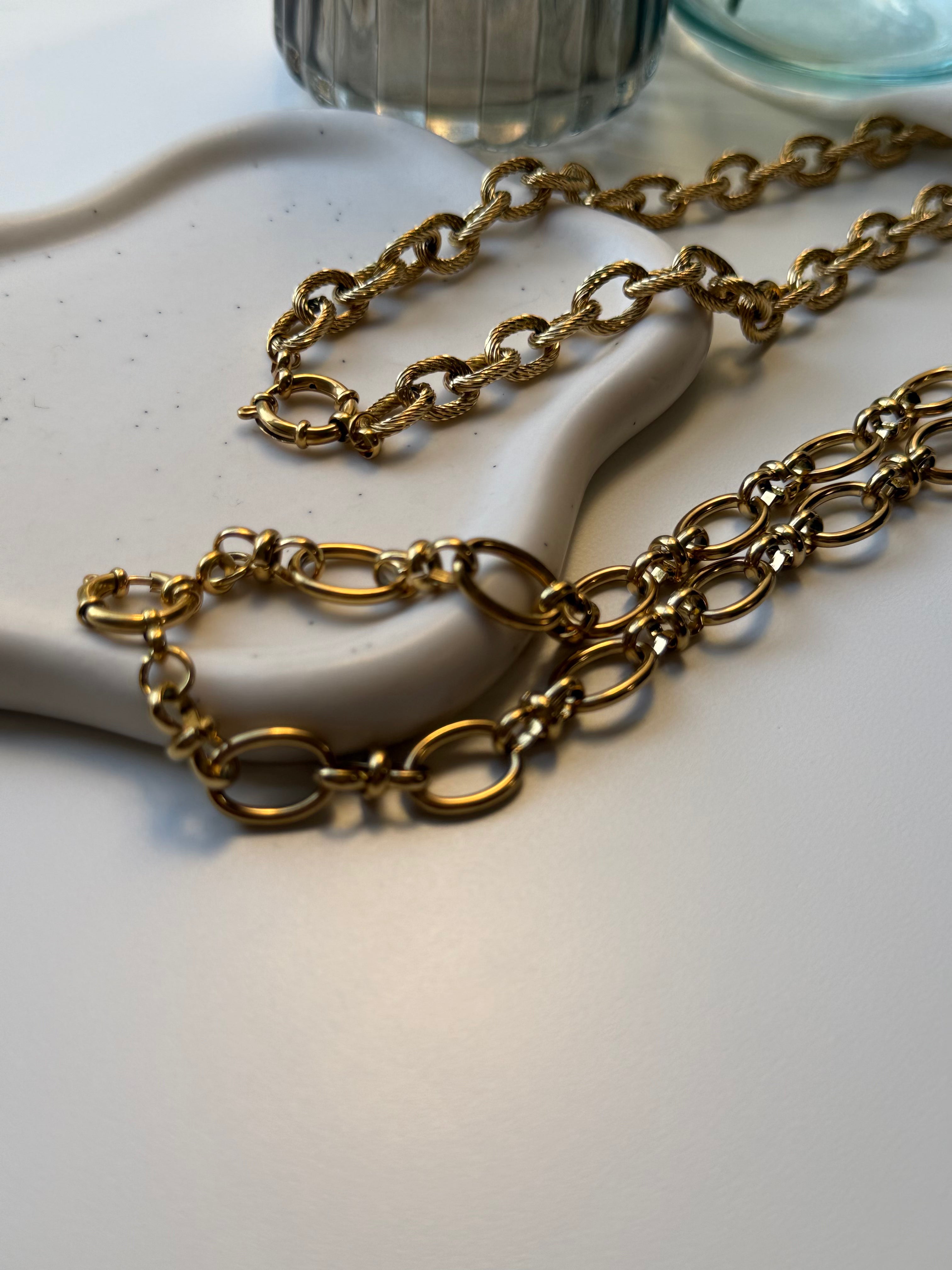 Velora Collection