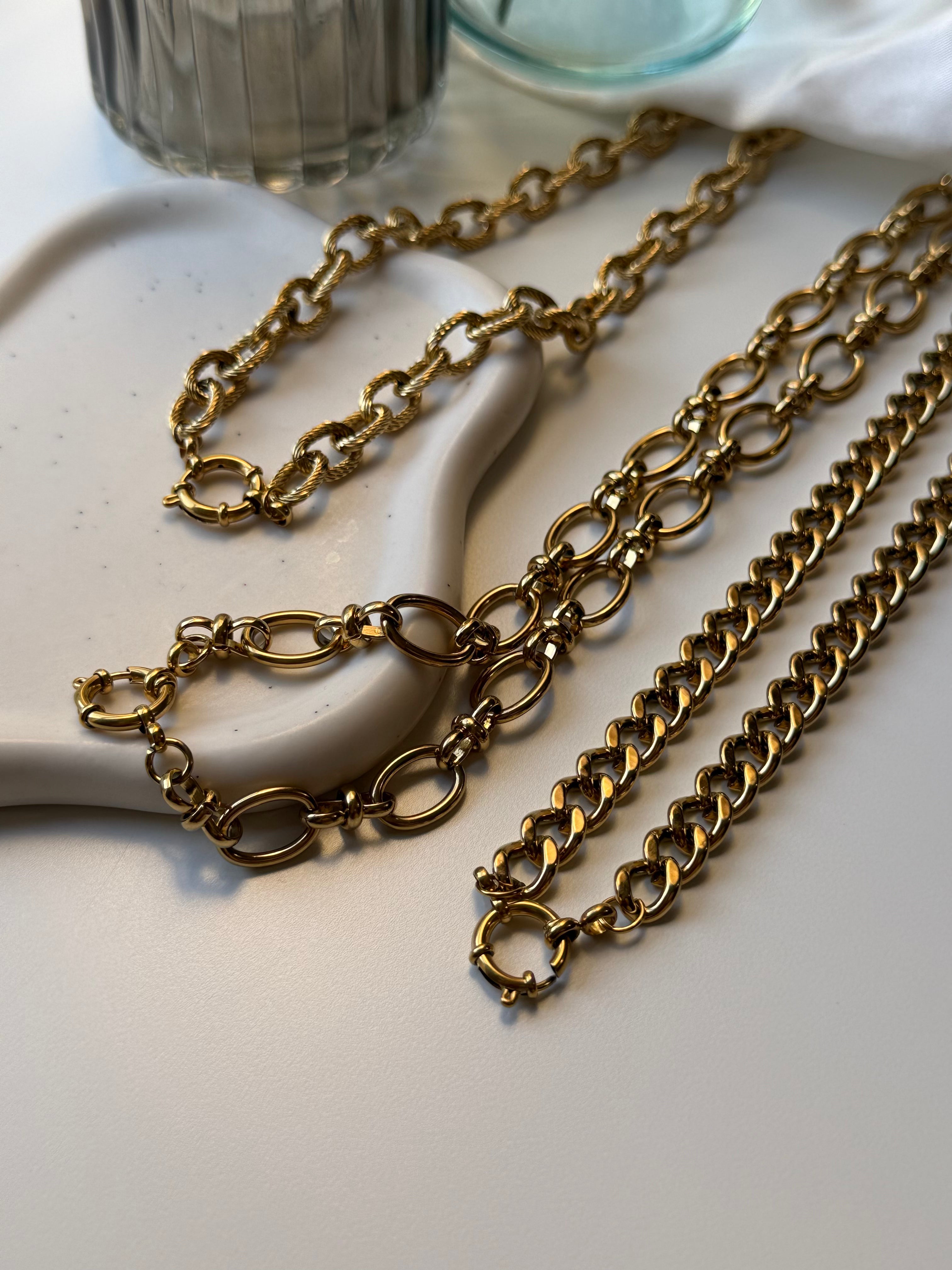 Velora Collection